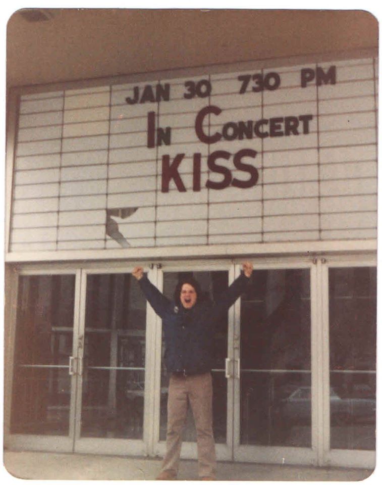 kiss-inconcert-30jan opened for Kiss at LA Forum in 1989  